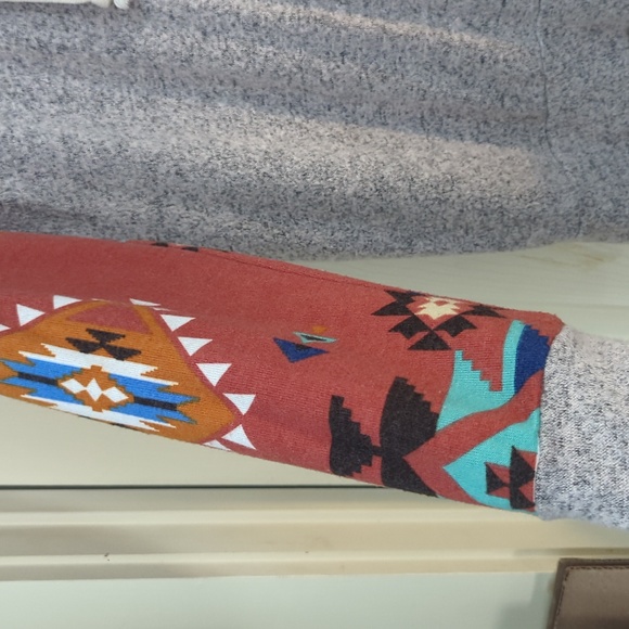 Aztec Top - Medium - Picture 3 of 6